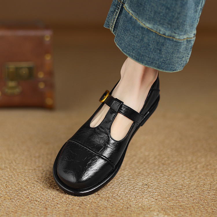 Fashion Flat Shoes with Splicing Detail and Round Toe