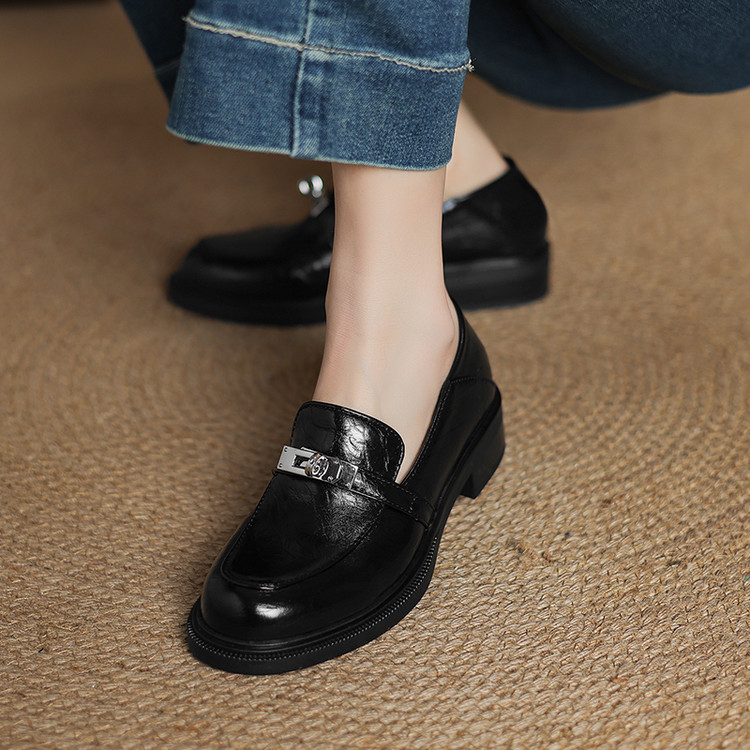 Women's Fashion Flat Shoes with Chunky Mid Heel